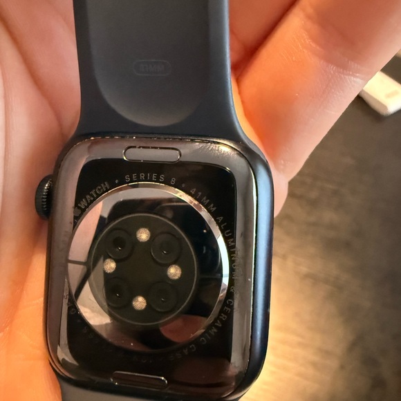 Apple Watch Series 8 GPS only - Picture 6 of 7
